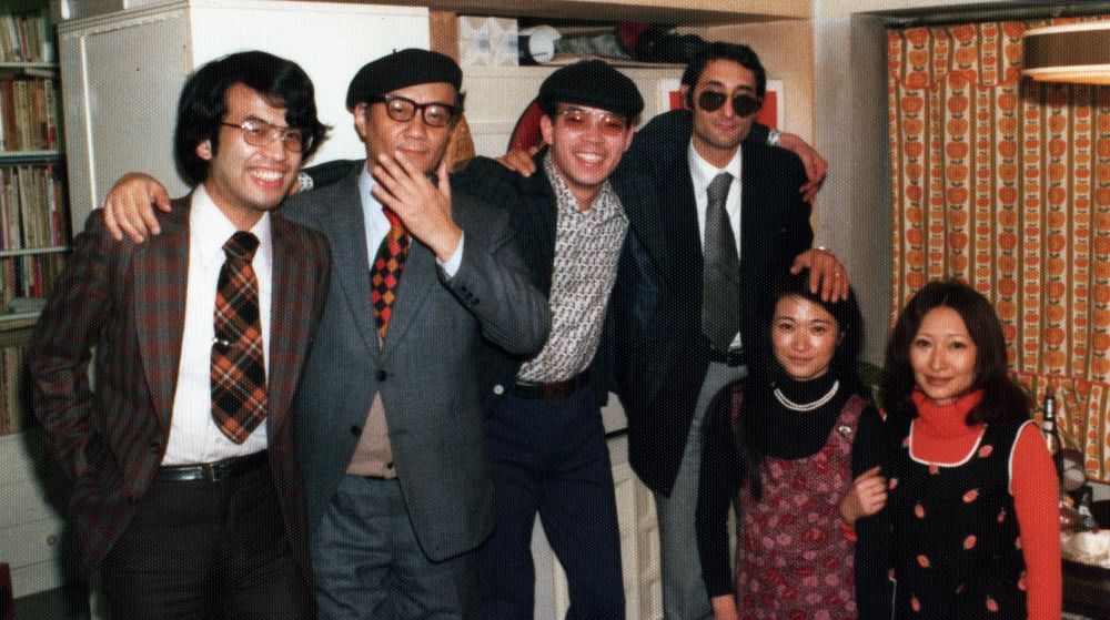 Yoshiko Watanabe con Osamu Tezuka, tre ex colleghi della Mushi Production e suo marito (1976)